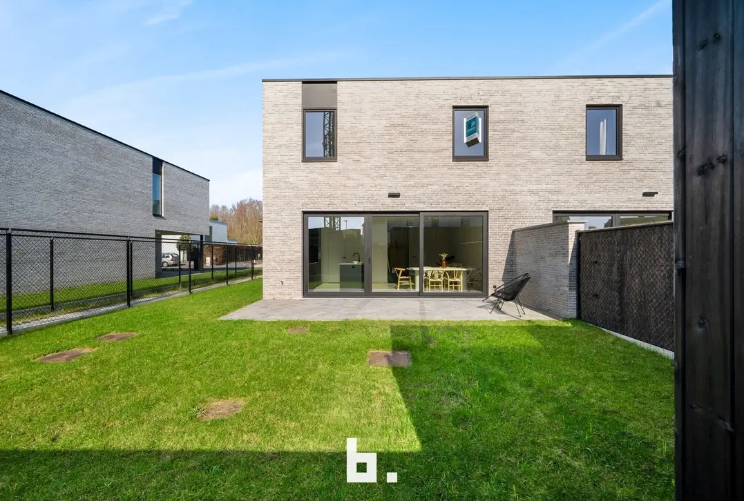 NIeuwbouwwoning in nieuwe verkaveling met top kwaliteit afwerking Deinze  - Deinze