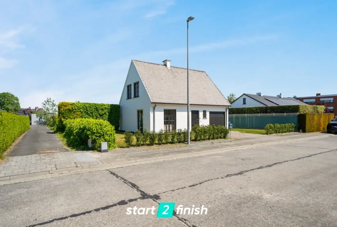 Instapklare alleenstaande woning op topligging - Oostkamp