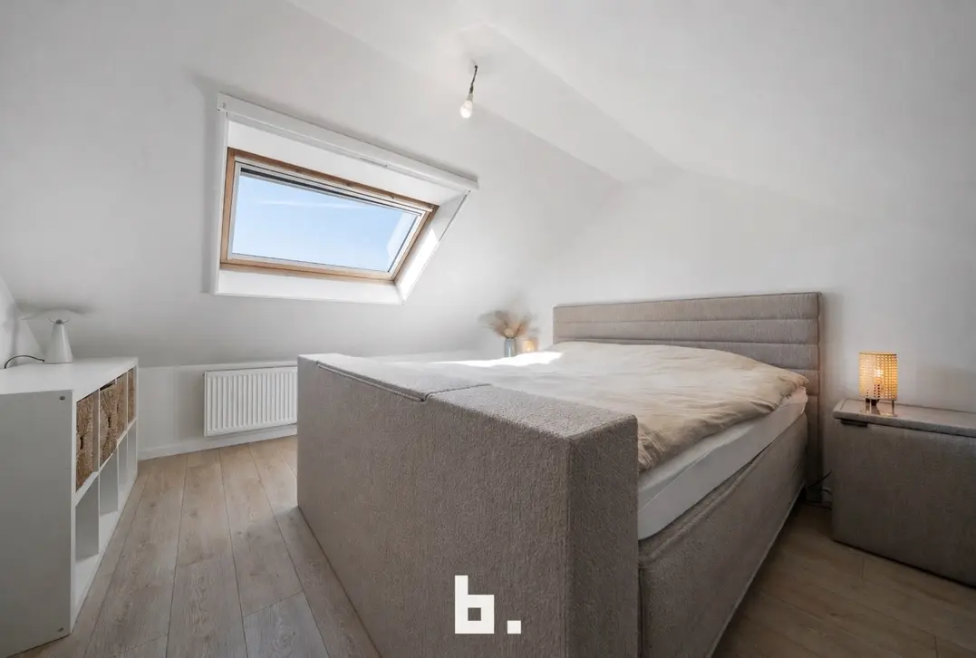 Perfect instapklare woning met gezellige tuin op uitstekende ligging - Sint-Kruis