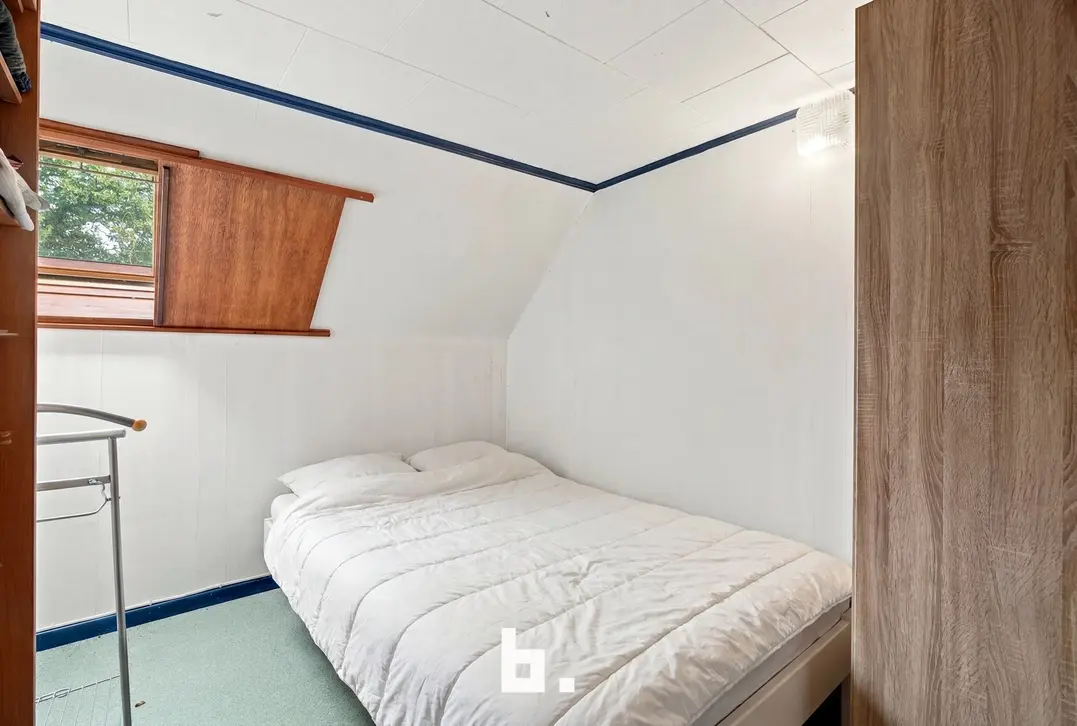 Ruime gezinswoning met 4 slaapkamers en zonnige tuin in hartje Zarren - Kortemark