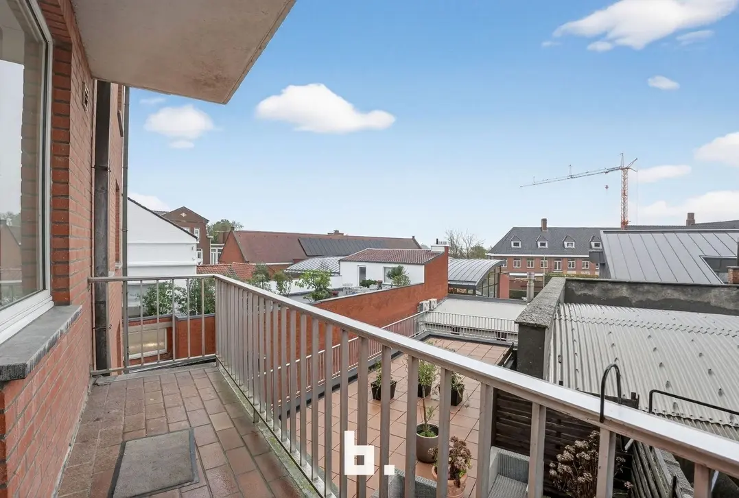 Ruim en verzorgd appartement met garage in hartje Tielt! - Tielt