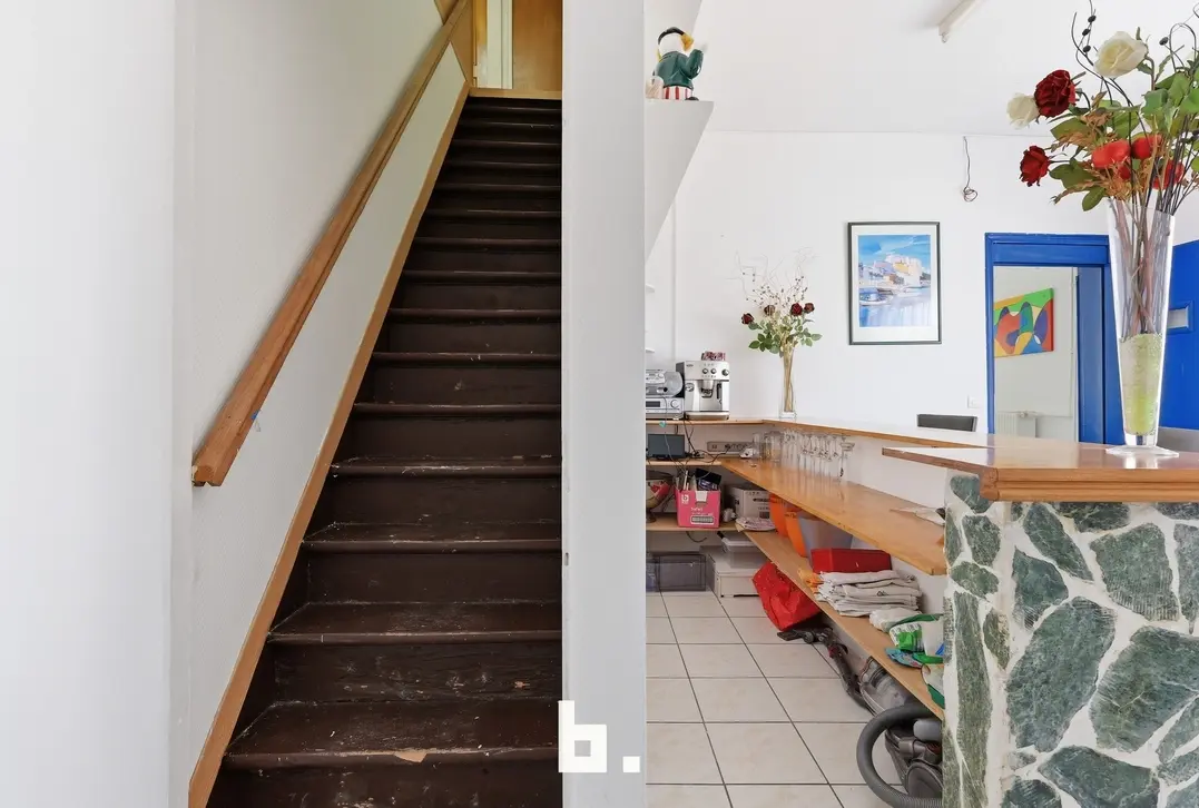 Ruime woning met veel potentieel op centrale ligging in Dadizele - Moorslede