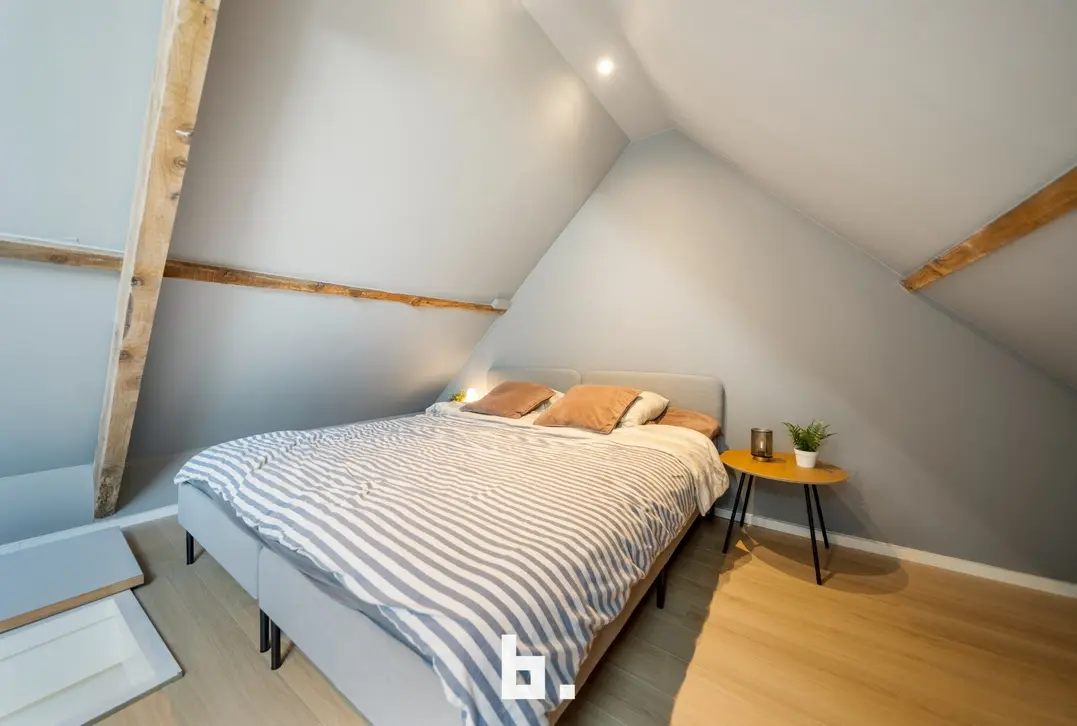 Knappe villa met praktijk in doodlopende straat - Torhout