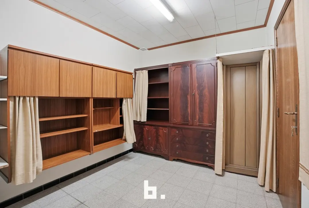 Ruime en instapklare bungalow met 3 slaapkamers op een perceel van 844 m²! - Roeselare
