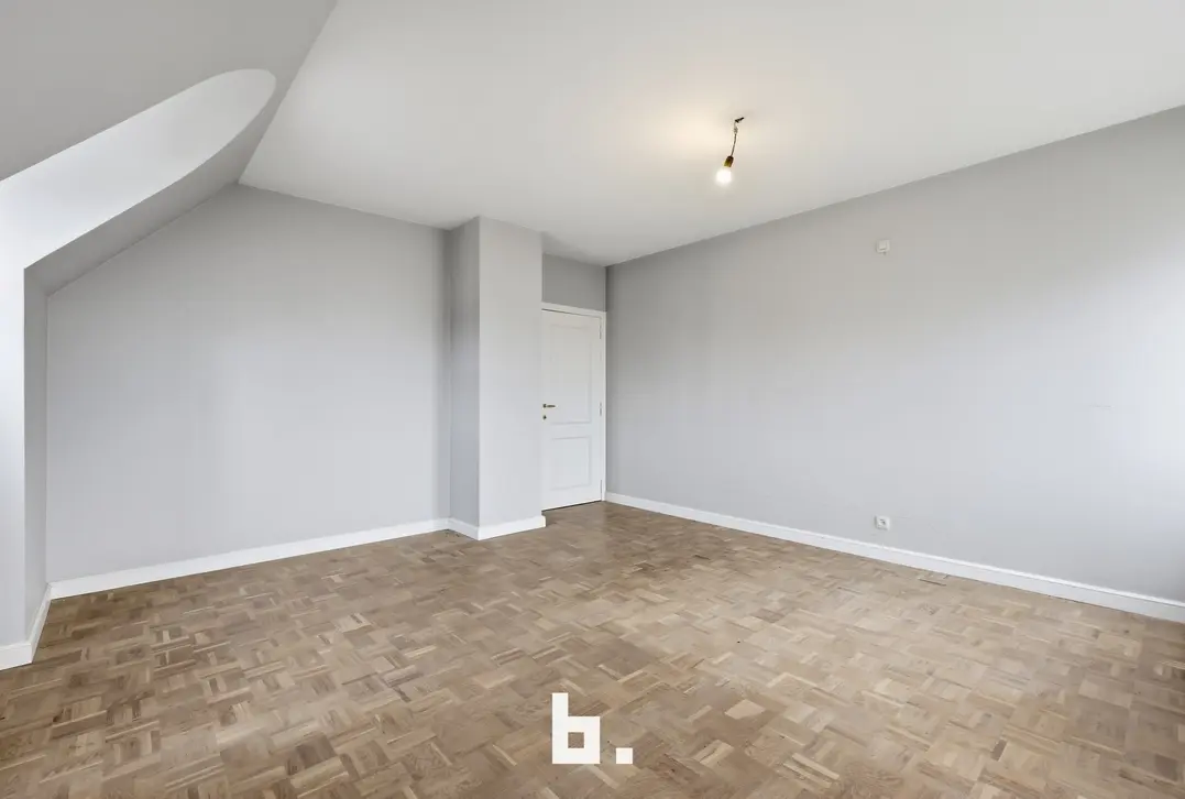 Villa met Loods in Sint-Eloois-Vijve - Waregem