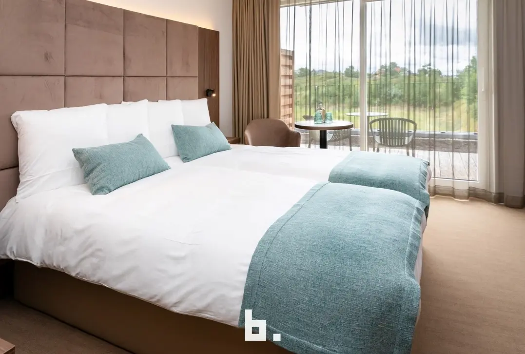 Luxe hotelsuite met ondergrondse garagebox in volle eigendom op topligging te Nieuwpoort Bad - Nieuwpoort