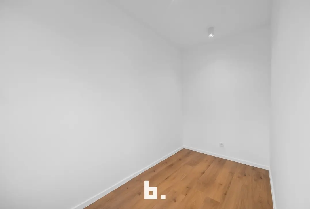 Energiezuinige, volledig gerenoveerde woning met landelijke vergezichten!-Zwevegem-€295.000