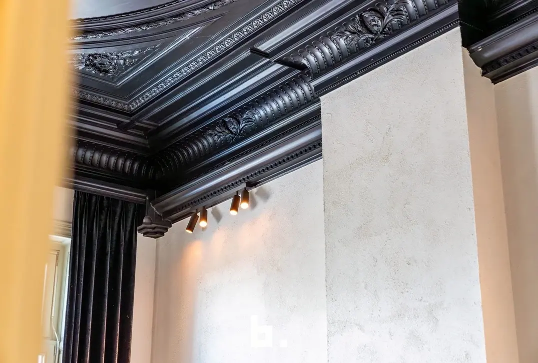 Exclusief neoclassicistisch herenhuis in hartje Roeselare - Roeselare