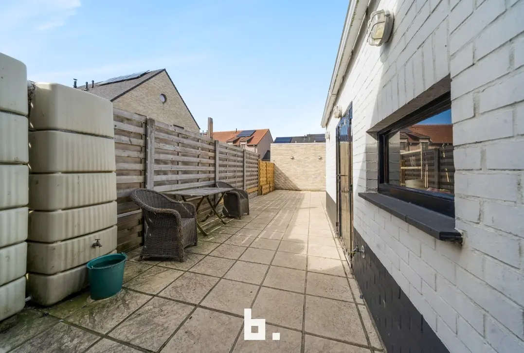 Verzorgde woning met 3 slaapkamers en 2 badkamers op een goede ligging - Nieuwpoort