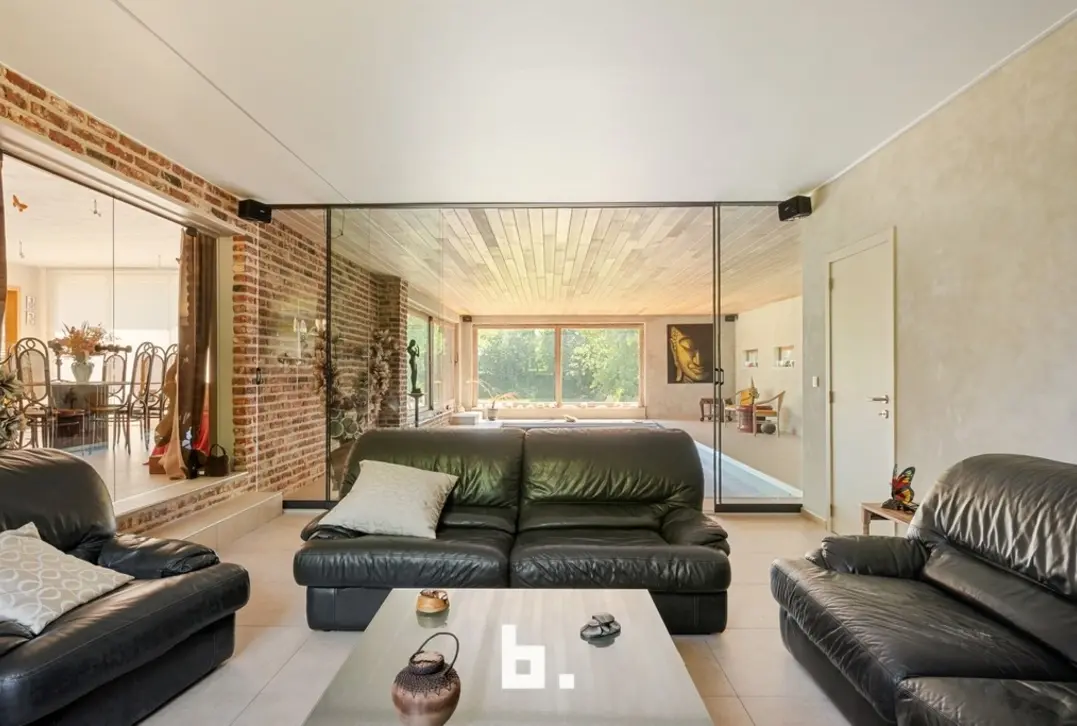Exclusief wonen in een oase van groen, RIANTE villa met binnenzwembad op 4.192m²!  - Tielt