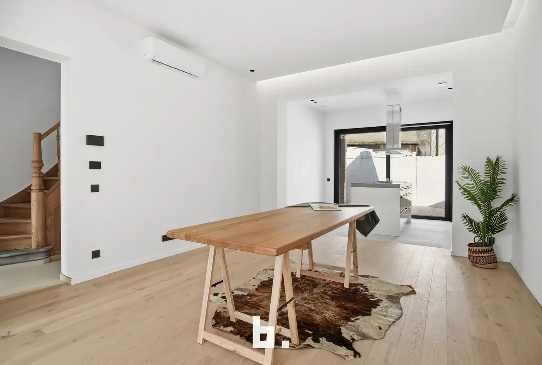 Mooi gerenoveerde, energiezuinige centrumwoning - Roeselare