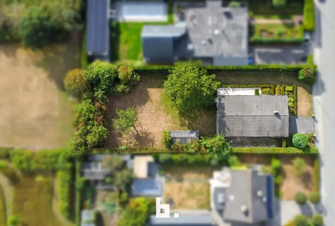 Te renoveren bungalow op schitterende ligging - Loppem