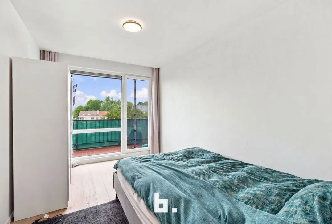 Gezellig gerenoveerd appartement met ruim zonneterras  - Roeselare