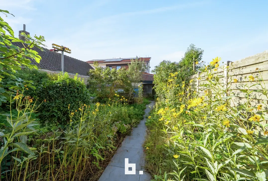 Woning met 3 slaapkamers, tuin en garage op zeer gegeerde ligging. - Sint-Andries