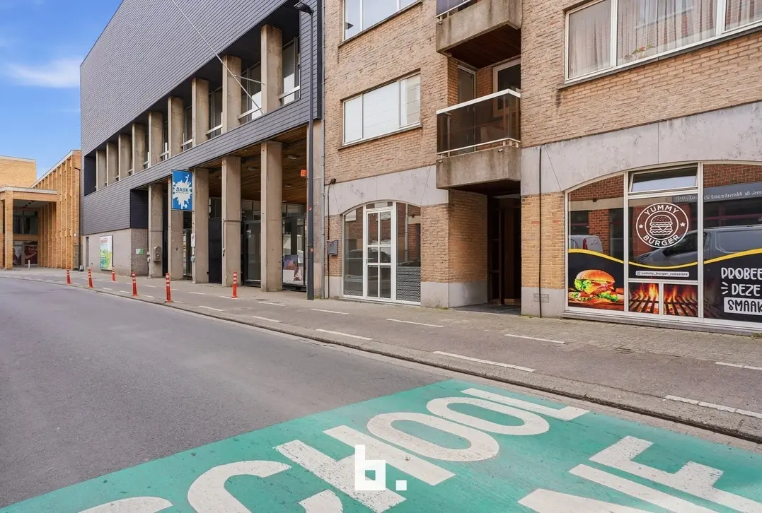 Handelspand te koop op topligging in Roeselare - Roeselare