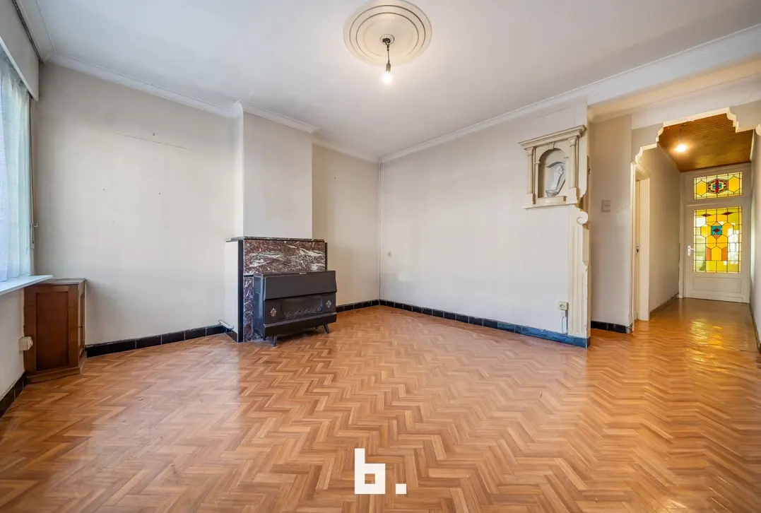  Ruime rijwoning in hartje Sijsele met open zicht - Sijsele