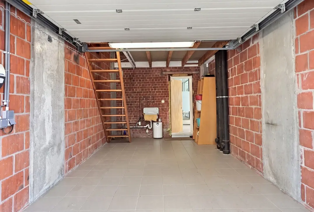 Uniek handelspand op A+++ toplocatie in Nieuwpoort | ruim parkeergelegenheid, garage & appartement - Nieuwpoort