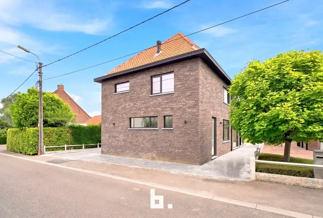 Energiezuinige vrijstaande woning met 3 slaapkamers en inpandige garage, Lendelede 