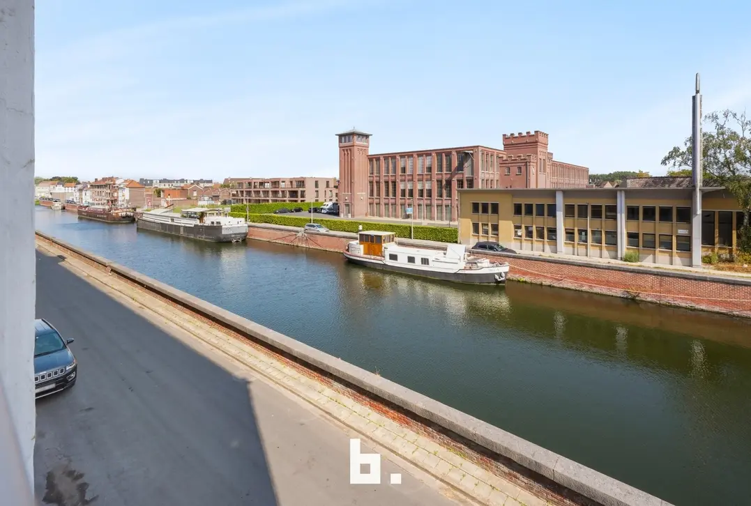 Unieke industriële loft te huur in Kortrijk - Kortrijk