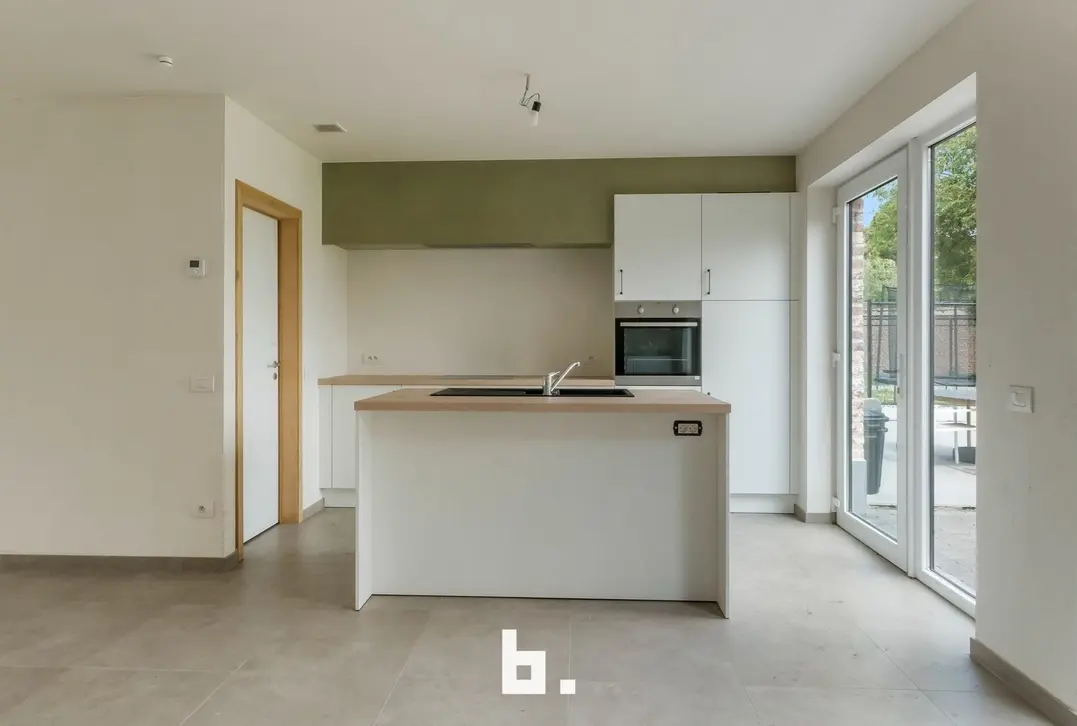 Ruime nieuwbouwwoning met zonnige tuin - Kortrijk