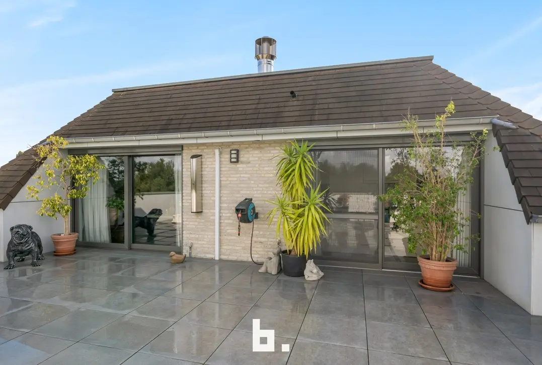Schitterend gelegen stijlvol appartement met 2 unieke terrassen - Beernem
