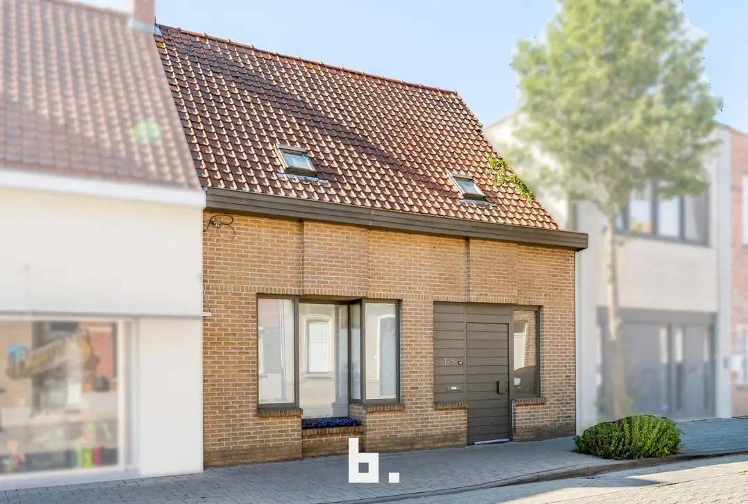 RIJWONING MET ZEER RUIME TUIN TE KOOP – HARELBEKE-STASEGEM - Harelbeke