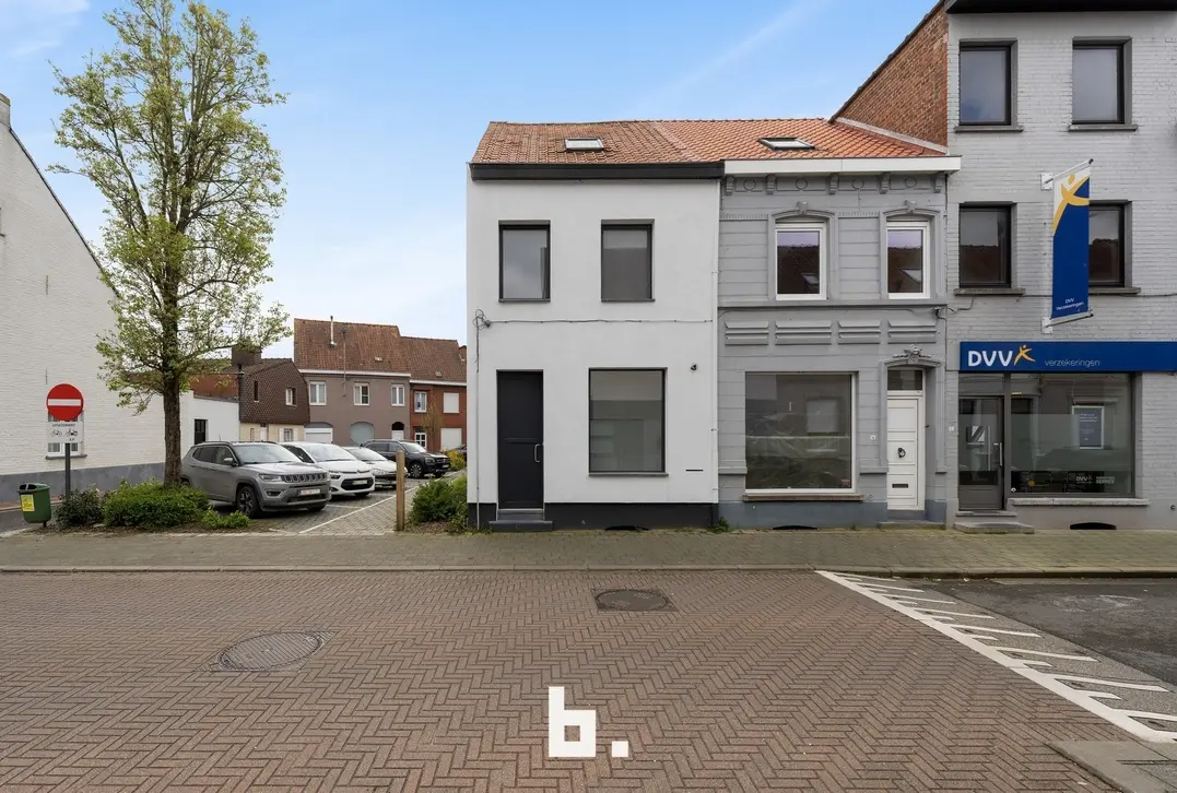 Gerenoveerde gezinswoning / kangoeroewoning met 5 kamers in Kuurne - Kuurne