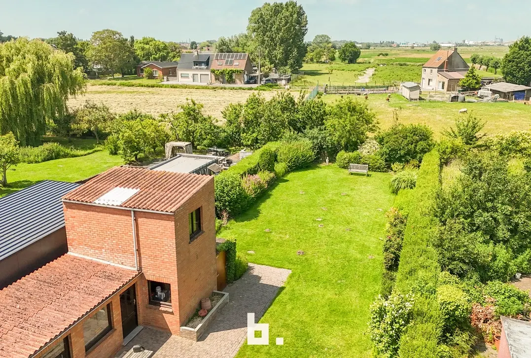 Open bebouwing met veel potentieel op een prachtig groen perceel in Oudenburg - Oudenburg