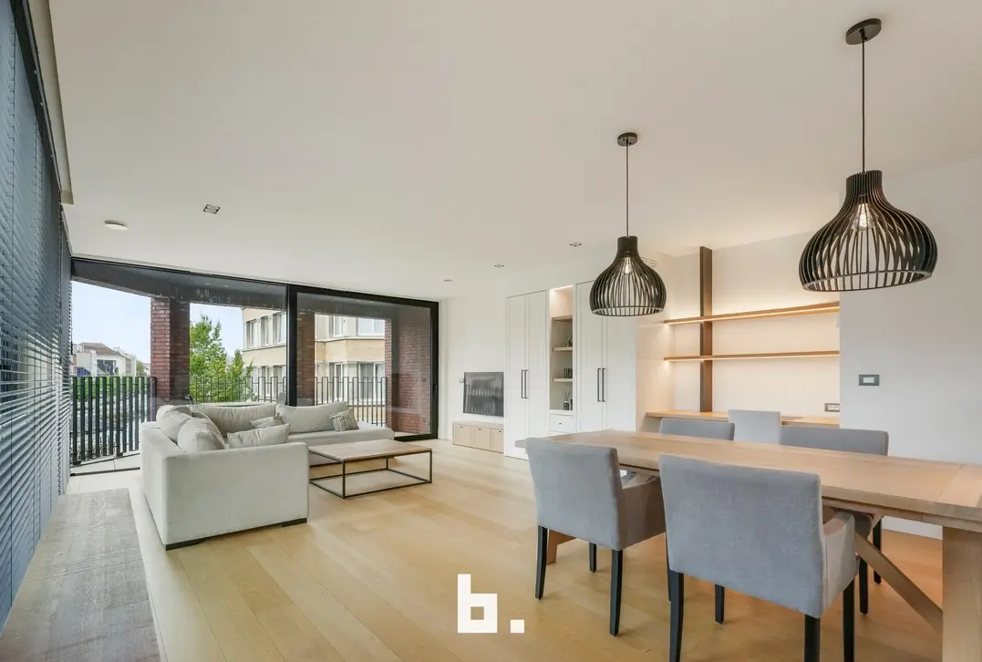 Subliem bemeubeld appartement met zicht op de Leie - Kortrijk