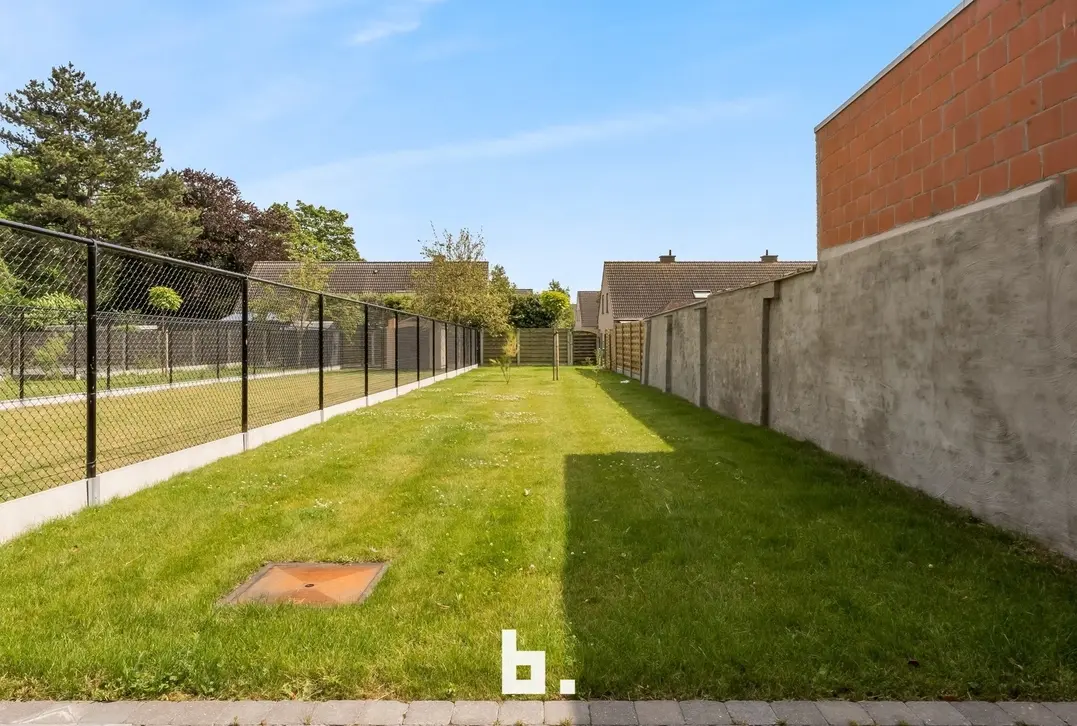 Nieuwbouwwoning in pastorijstijl nabij het centrum - Kortrijk