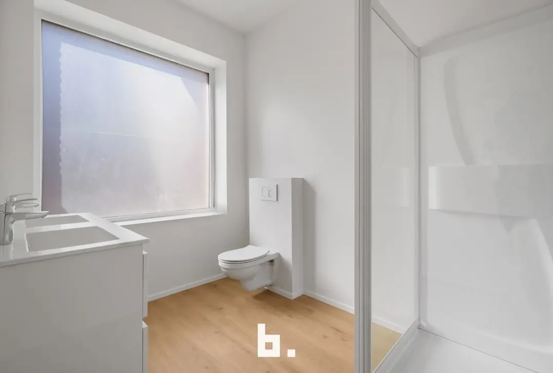 Volledig vernieuwde woning pal in het centrum - Kortrijk