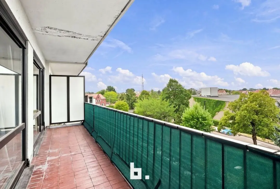 Gezellig gerenoveerd appartement met ruim zonneterras  - Roeselare
