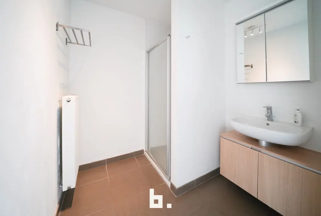 Ruim en lichtrijk appartement met 2 slaapkamers op topligging in Sint-Andries  - Sint-Andries