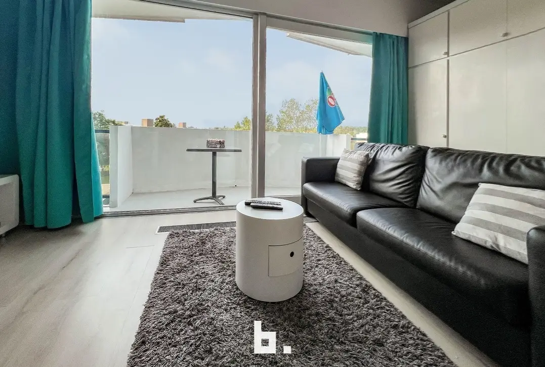 Volledig gerenoveerd 2 slaapkamer appartement met ruime terrassen - De Haan