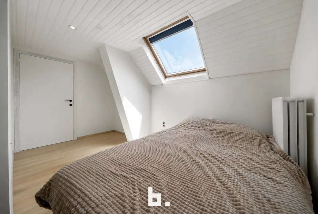 Knappe villa met praktijk in doodlopende straat - Torhout
