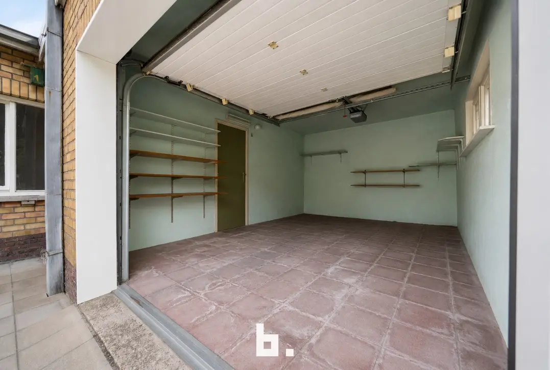Karaktervolle laagbouwvilla op een perceel van 1.710 m² – Toplocatie in Oedelem - Oedelem