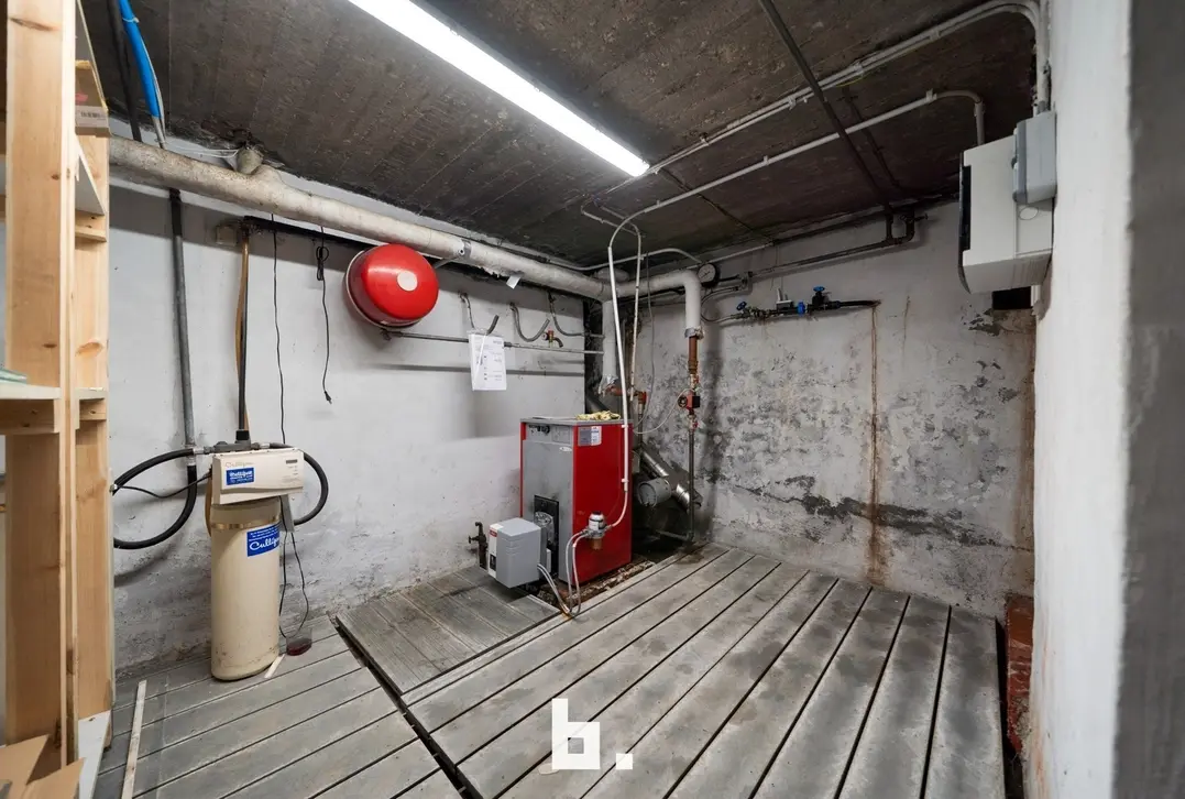 Open bebouwing met 3 slaapkamers en garage op uitstekende ligging - Sint-Andries