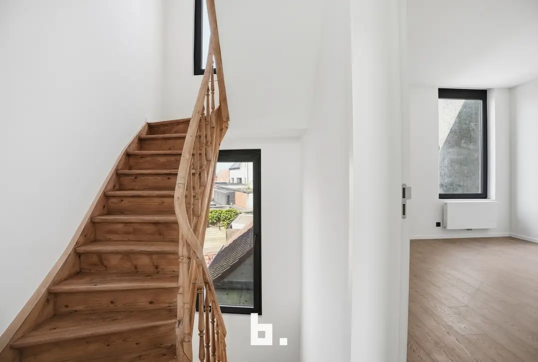Mooi gerenoveerde, energiezuinige centrumwoning - Roeselare