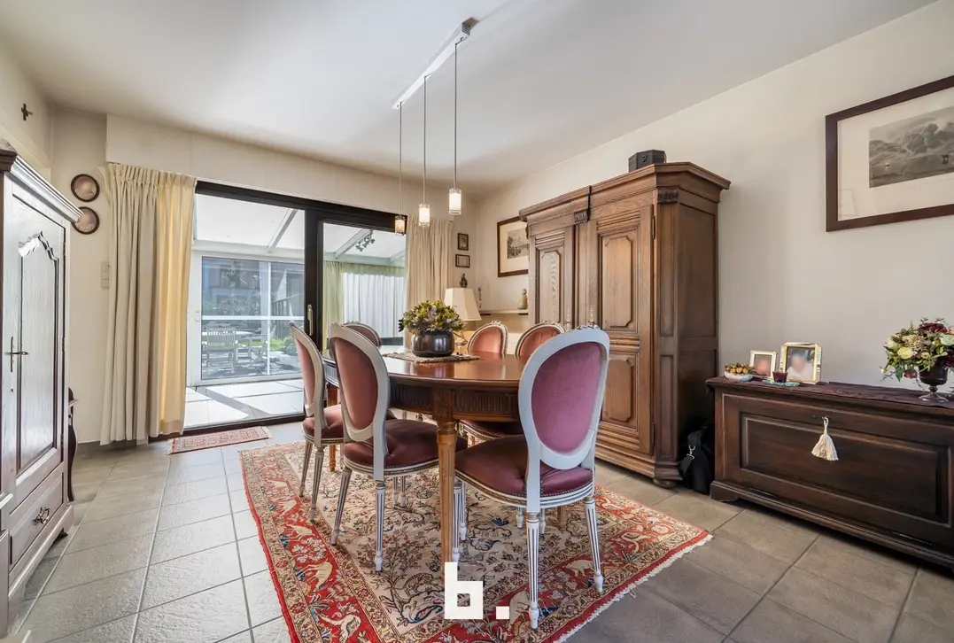 Verzorgde woning gelegen in residentiële wijk - Jabbeke