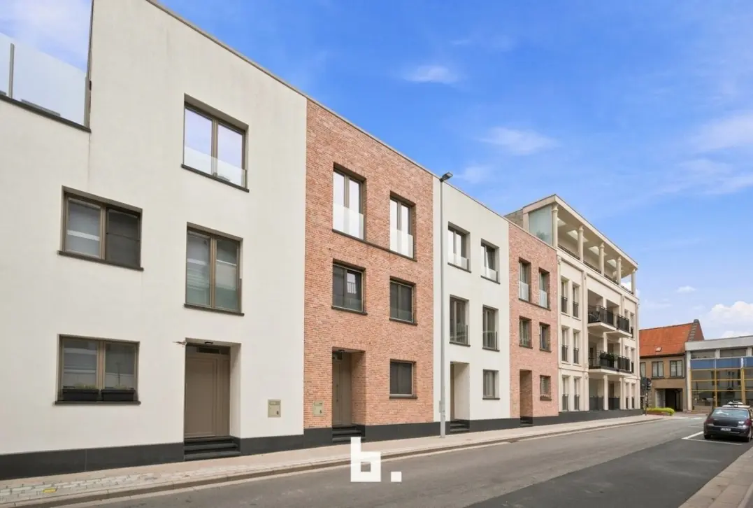 Moderne, ruime én recente stadswoning nabij het centrum - Roeselare