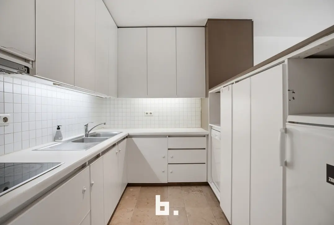 Lichtrijk appartement met twee terrassen en zicht op het Park van de Walle in Roeselare - Roeselare