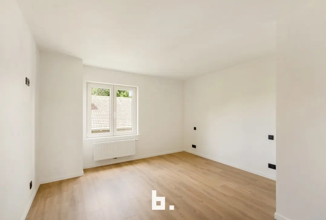 Instapklare, luxueus gerenoveerde villa met praktijkmogelijkheden op toplocatie in Rumbeke - Roeselare