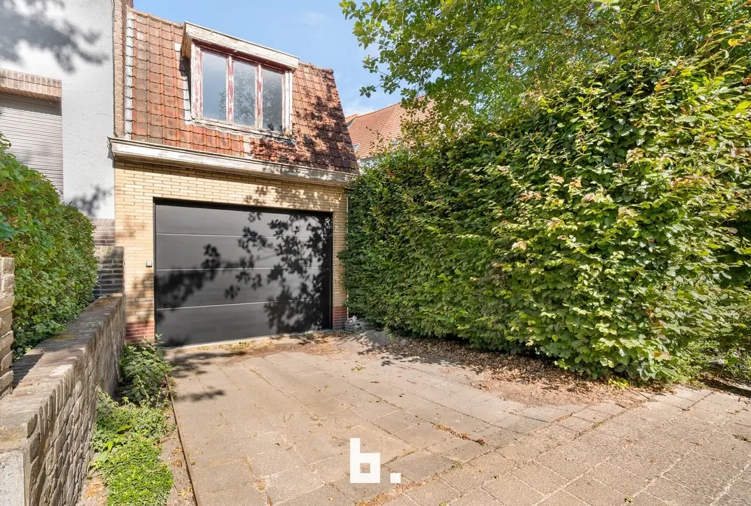 Volledig gerenoveerde woning te Kortrijk! - Kortrijk - €275.000