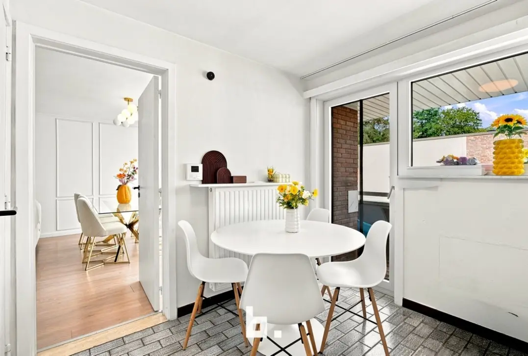 Instapklaar investeringsappartement met onmiddellijk rendement van 5%! + Garage en Berging  - Roeselare