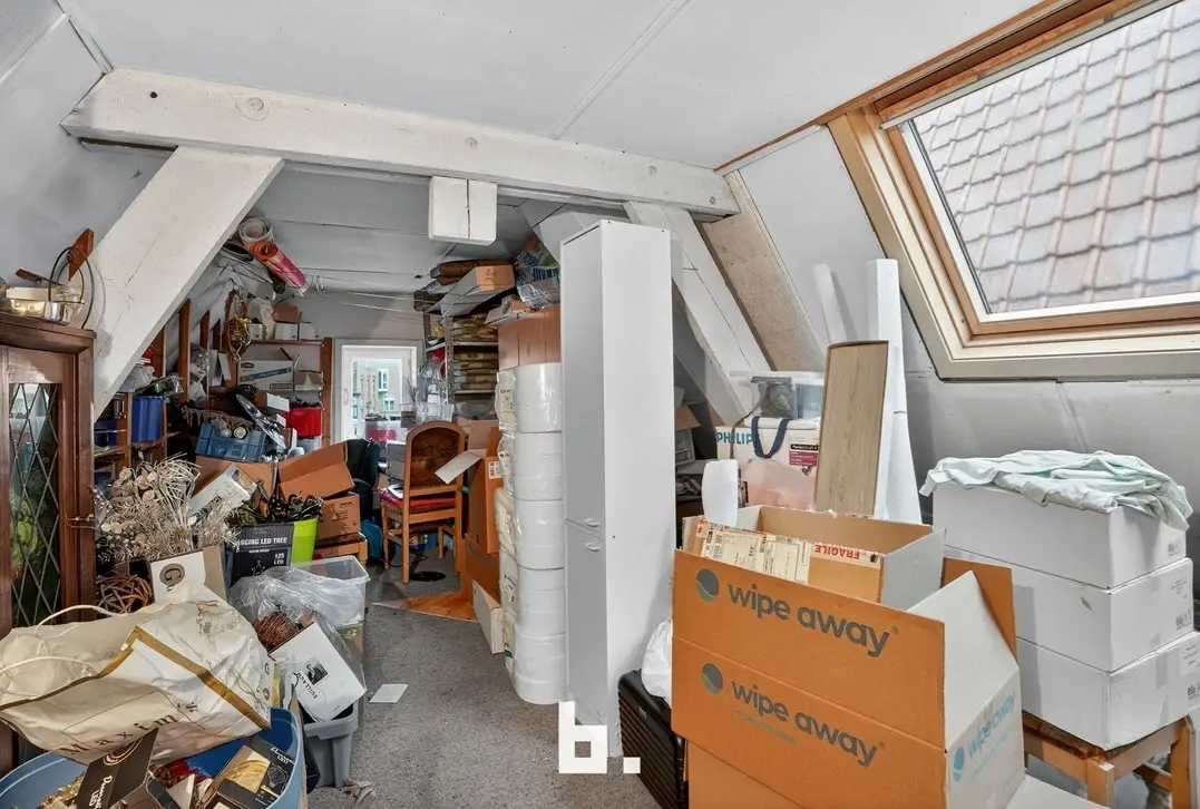 Tophorecazaak met woonst te koop op absolute A-locatie te Diksmuide - Diksmuide