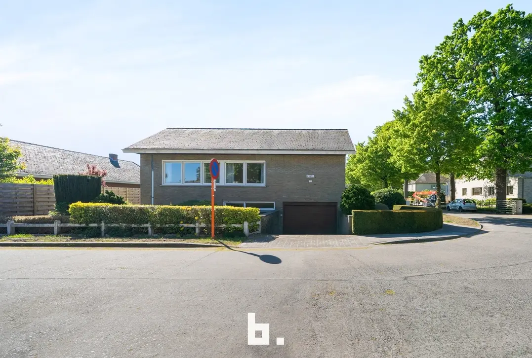 Rustige gelegen te renoveren open bebouwing op topligging - Sint-Andries
