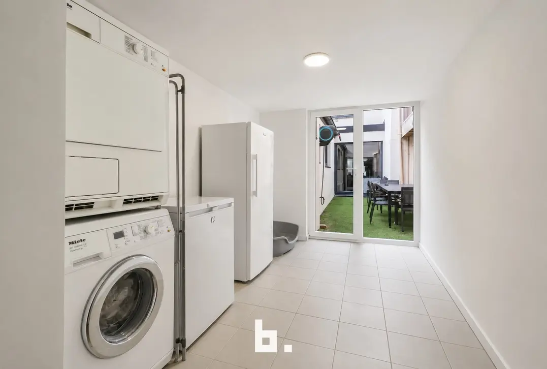 Gerenoveerde woning met 4 slaapkamers te Wevelgem! - Wevelgem - €249.000