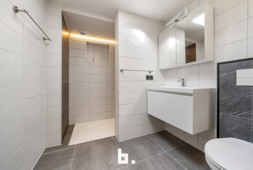 Verzorgde woning met 3 slaapkamers en 2 badkamers op een goede ligging - Nieuwpoort