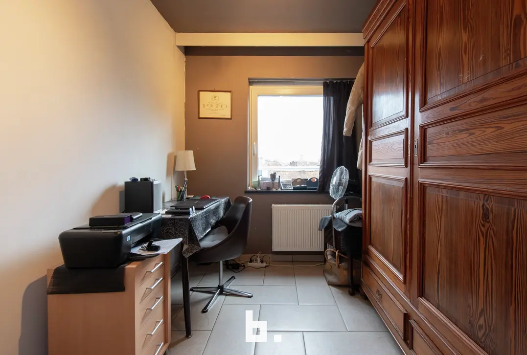 Stabiel verhuurd appartement met 5% rendement op topligging te centrum Menen - Menen