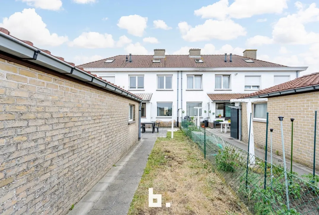 Charmante woning met tuin en garage te Adinkerke (De Panne)  - De Panne